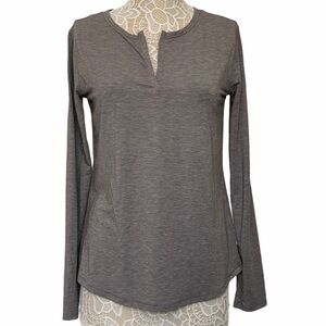 Under Armour Gray Open Back Long Sleeve Top SM